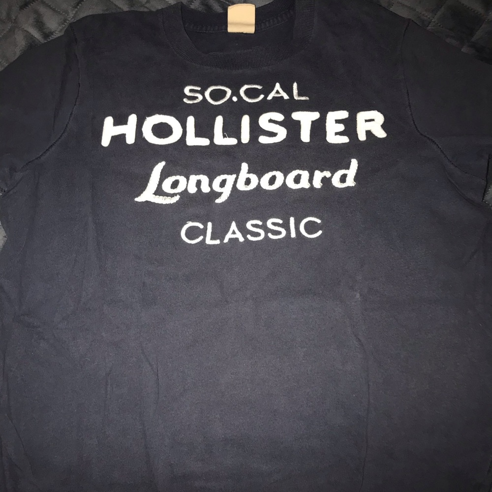 Men’s hollister shirt